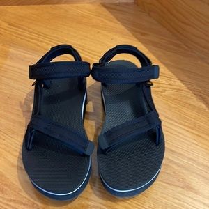 Teva platform sandals black